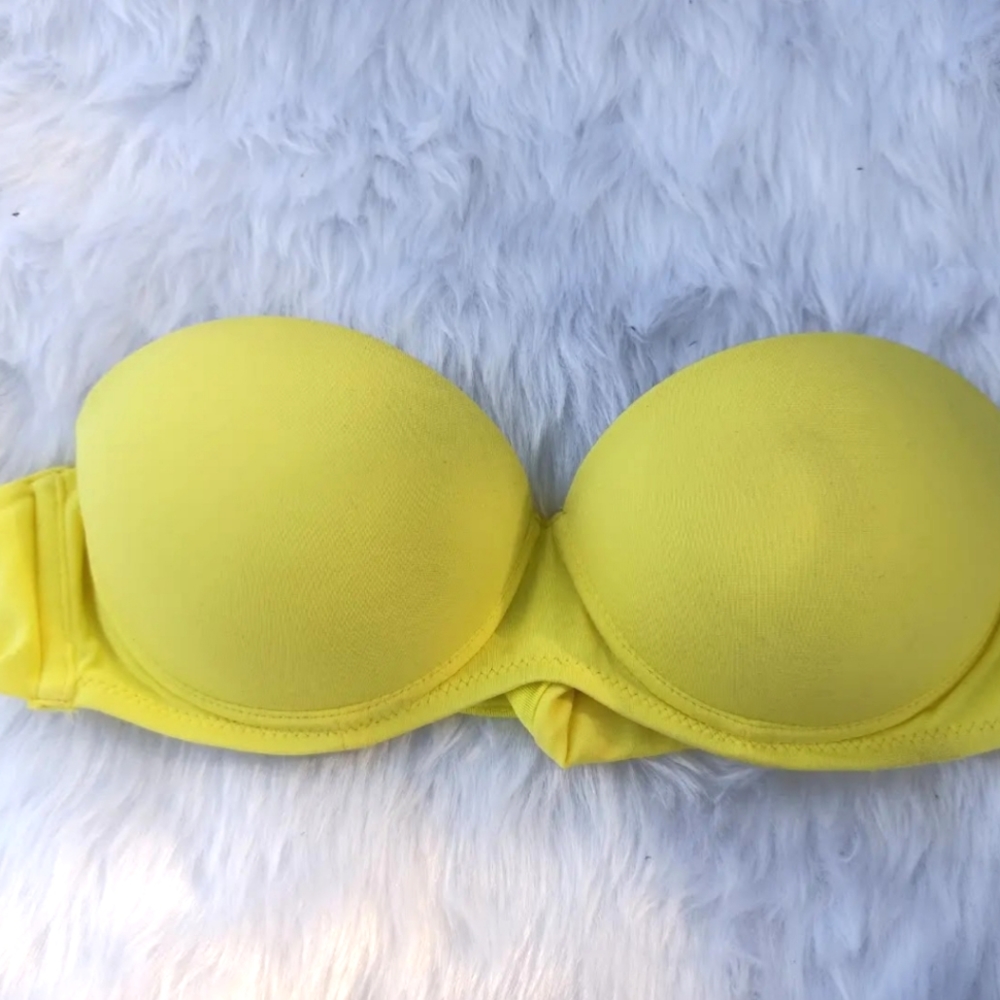 Strapless knotted bikini top - Picture 2 of 3